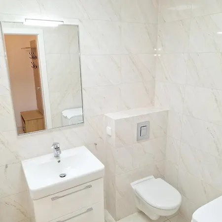 Golden Apartament شقة *