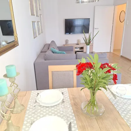 شقة Golden Apartament *