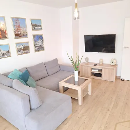 Golden Apartament 公寓